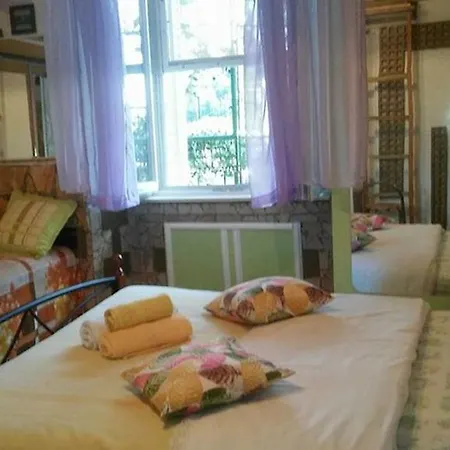 Guest house Duran 2*